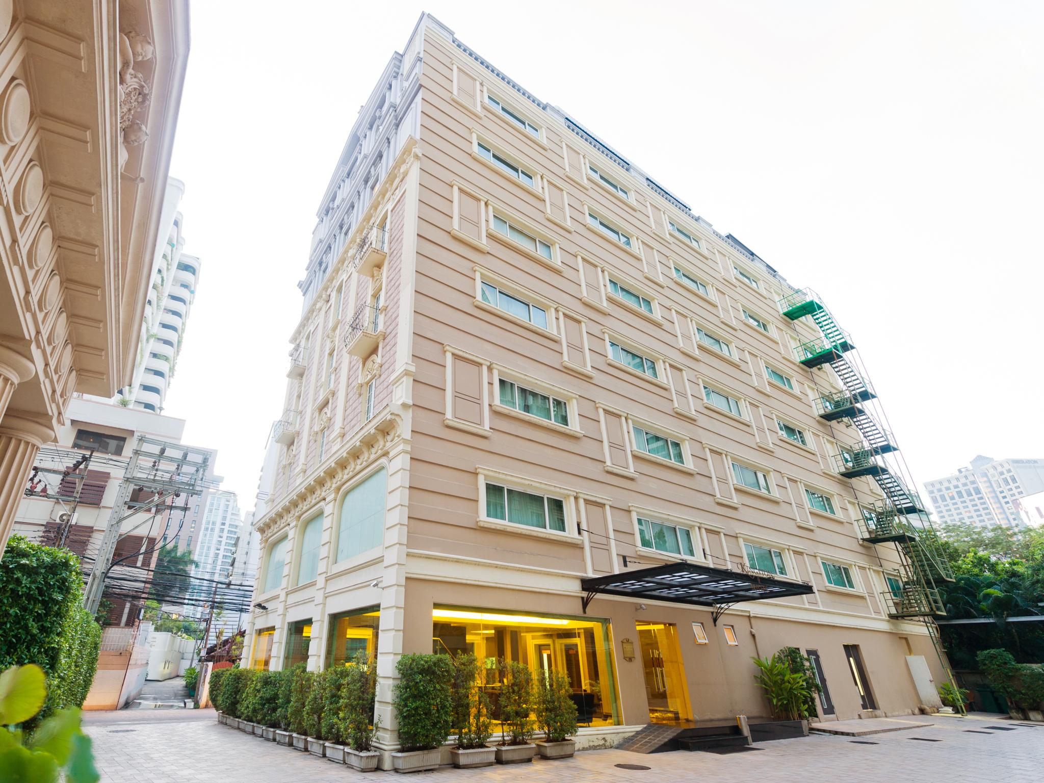 Kingston Suites Bangkok Exterior photo